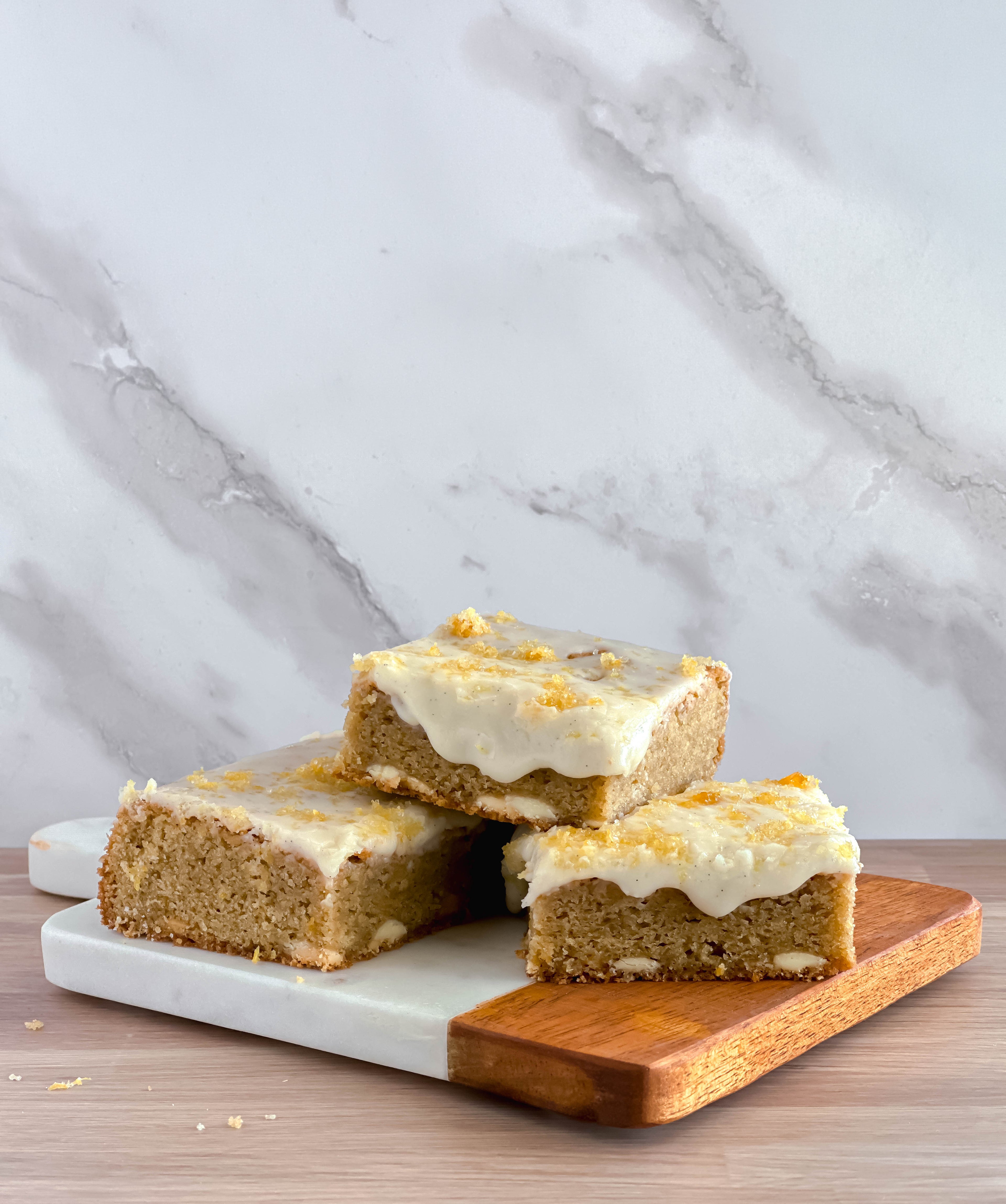 Lemon Blondie (Seasonal)